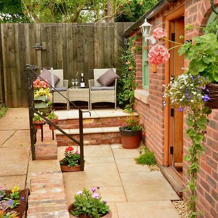 Pine Tree Lodge, Bridgnorth Kültér fotó