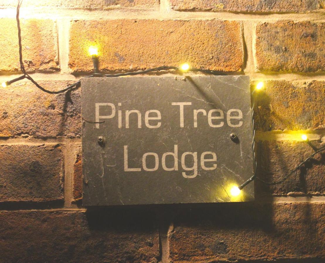 Pine Tree Lodge, Bridgnorth Kültér fotó