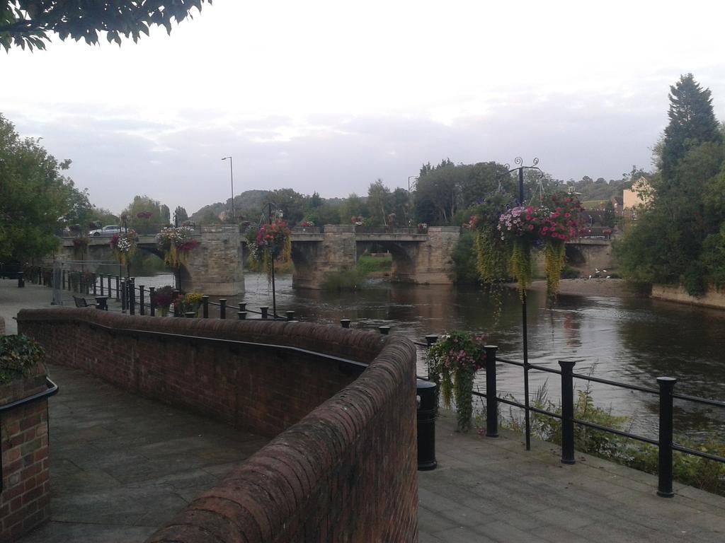 Pine Tree Lodge, Bridgnorth Kültér fotó